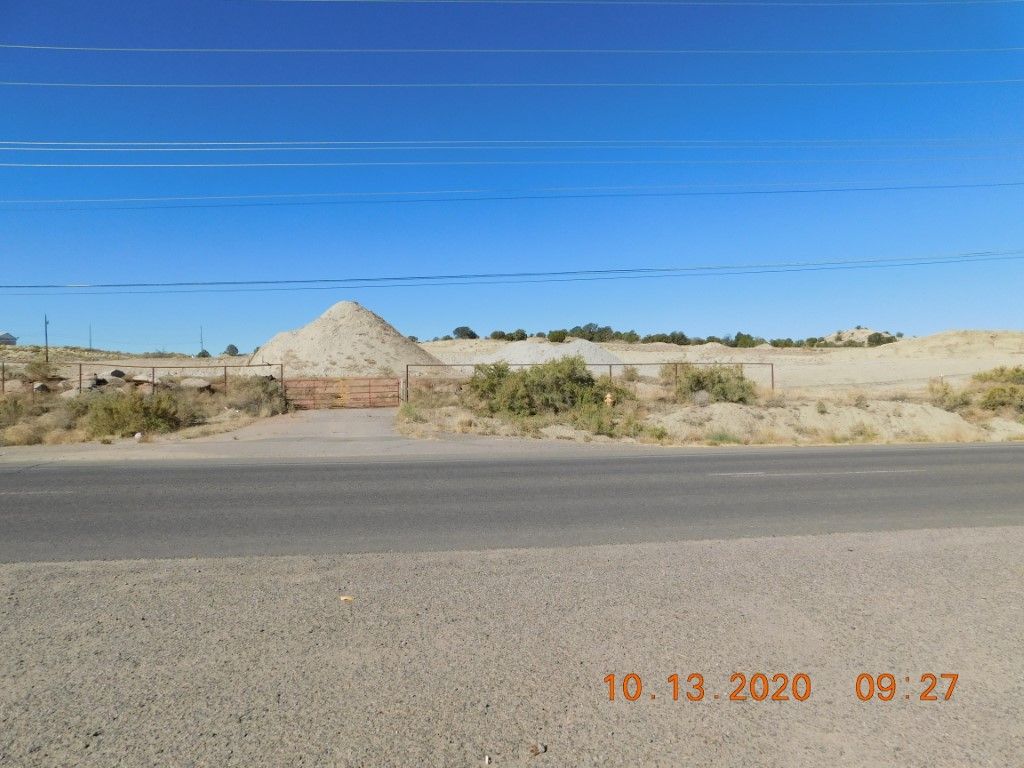 1851 N 1st St, Bloomfield, NM 87413